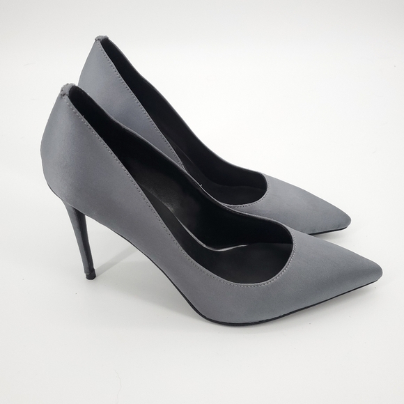 Grey satin pointy toe heels size 9 new! - Picture 1 of 6